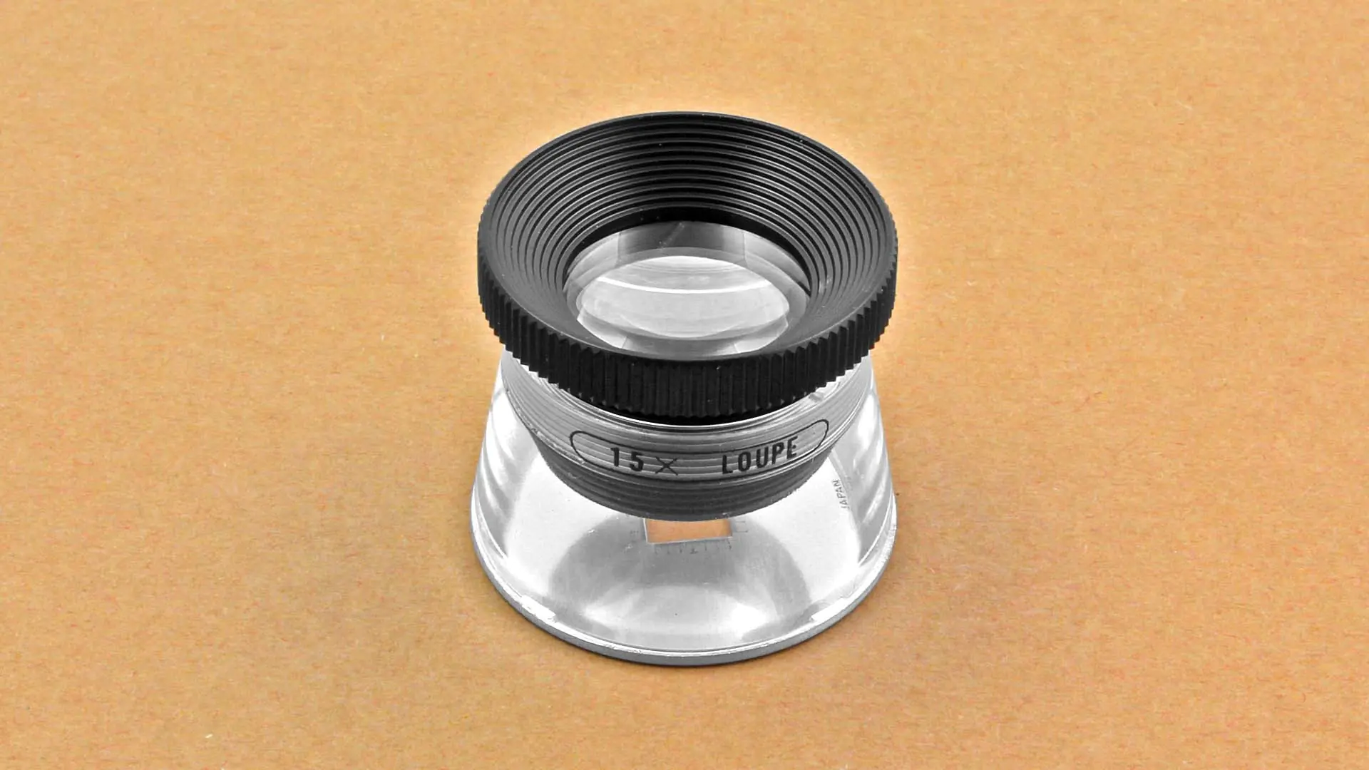 Magnifying Glass with 15x Magnification with Focus Setting Lens Diameter 20 mm SHINWA