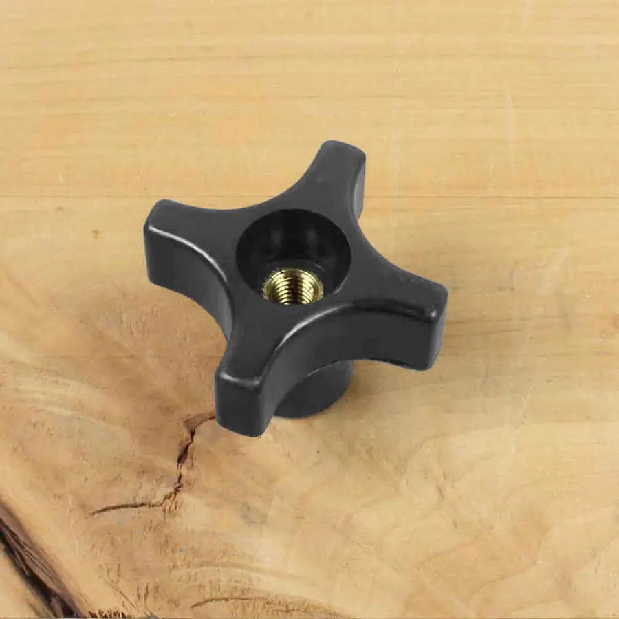 4 star knob M6 internal thread  D = 38 mm 4 star knob M6 internal thread  D = 38 mm