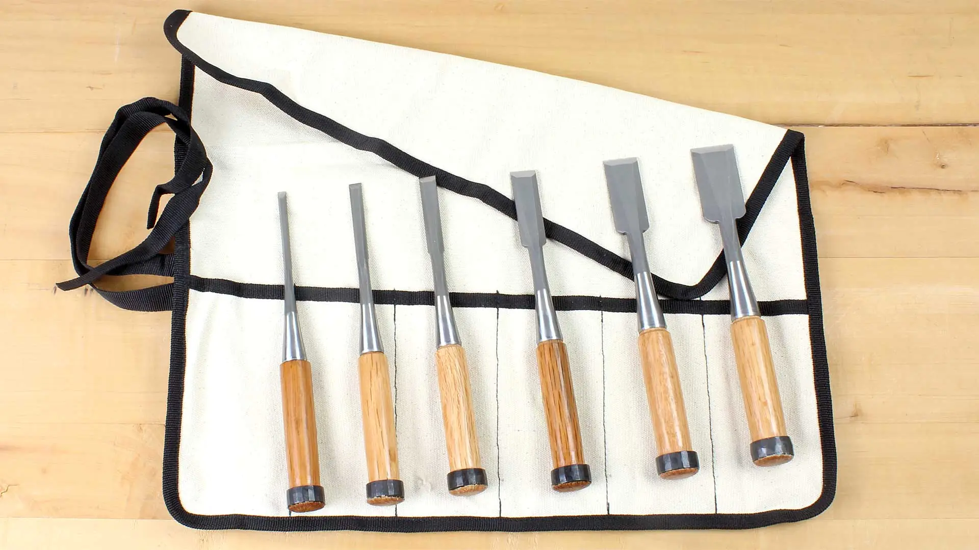 Oire Nomi S.H.S.S. Set of six Sizes 6-9-12-18-24-30 mm in Canvas Tool Roll