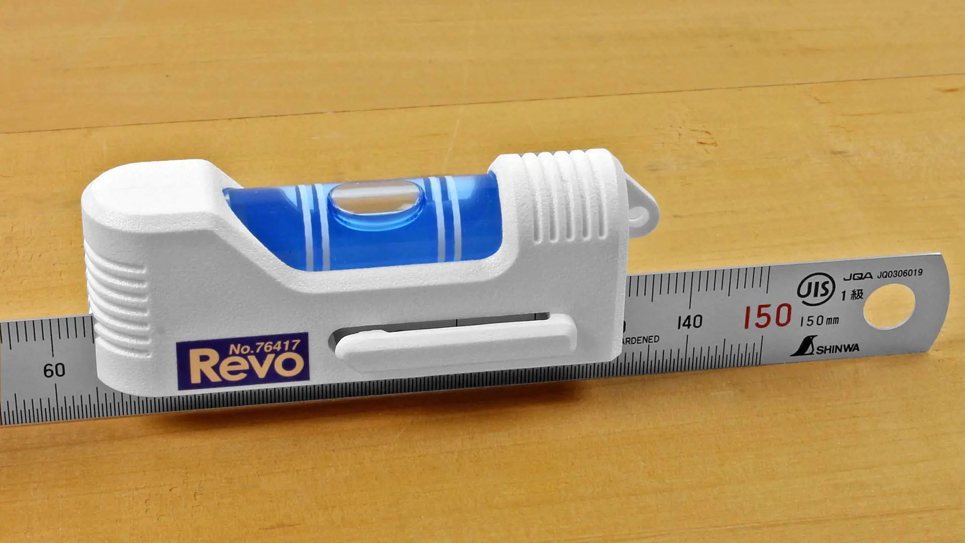 Mini Level Revo white for Steel Rule or Square up to Thickness 1 mm SHINWA