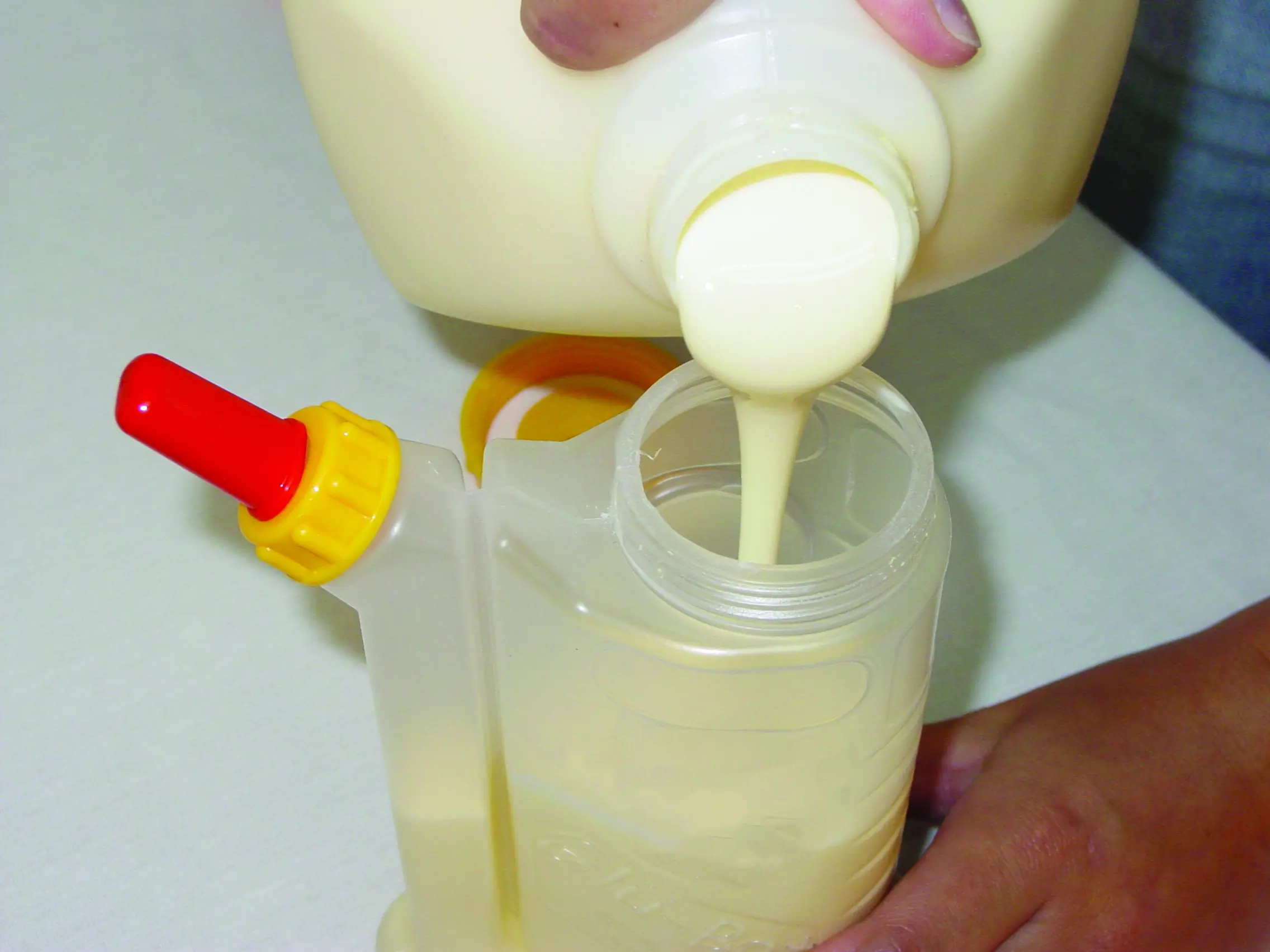 BabeBot 4oz (113g) Glue Bottle FASTCAP