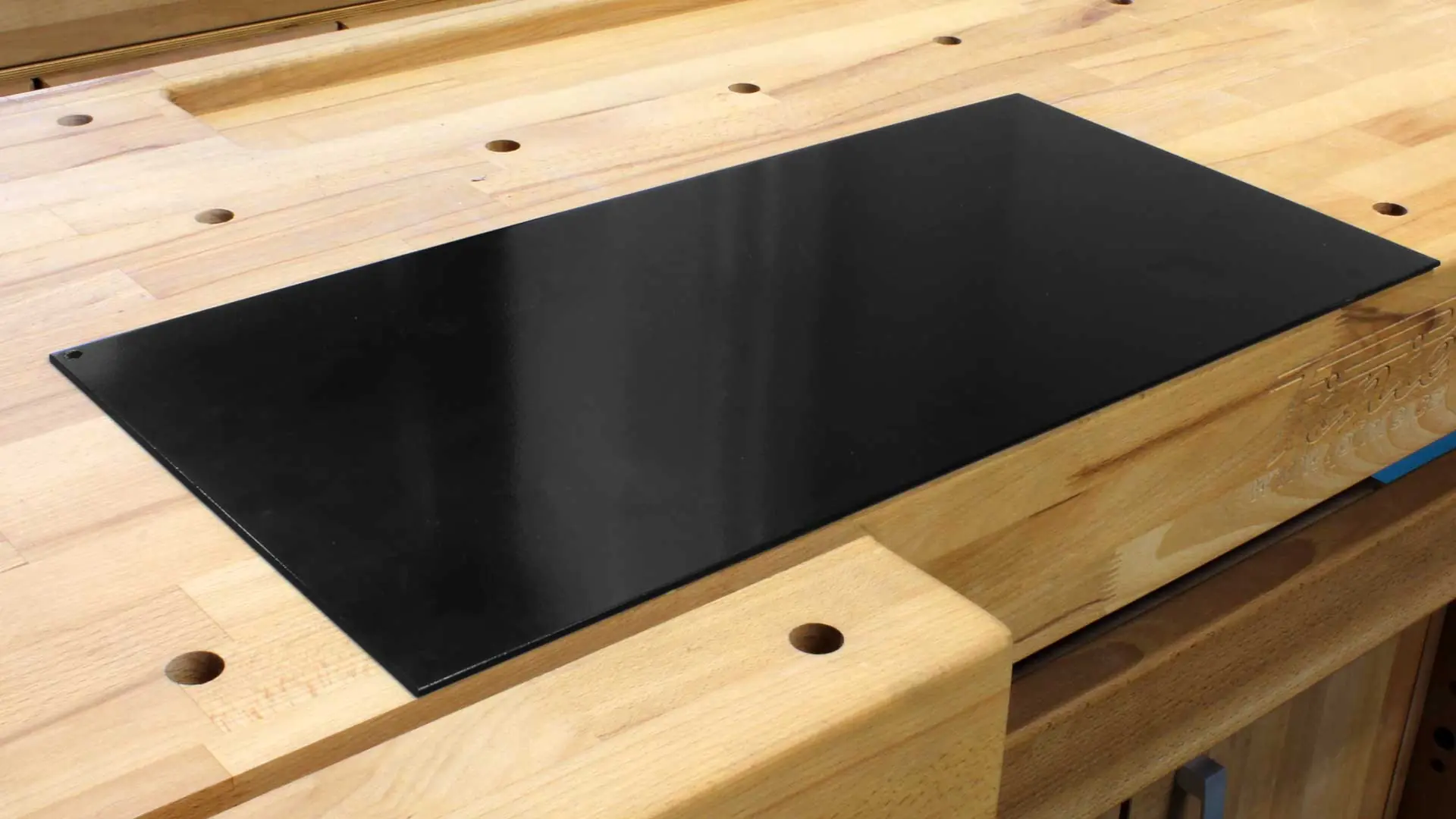 Cast Steel Plate 600 x 300 mm for PINIE Profi workbench with 19 mm dog holes