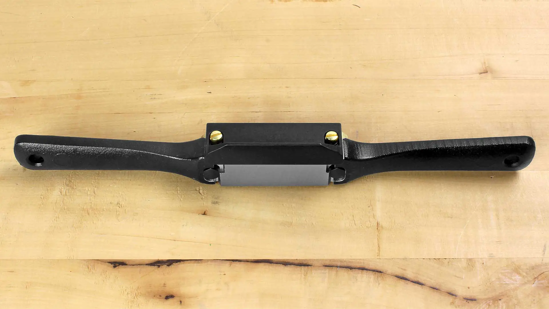 In this setting of the front piece, the hand scraper is used for convex and flat workpieces.