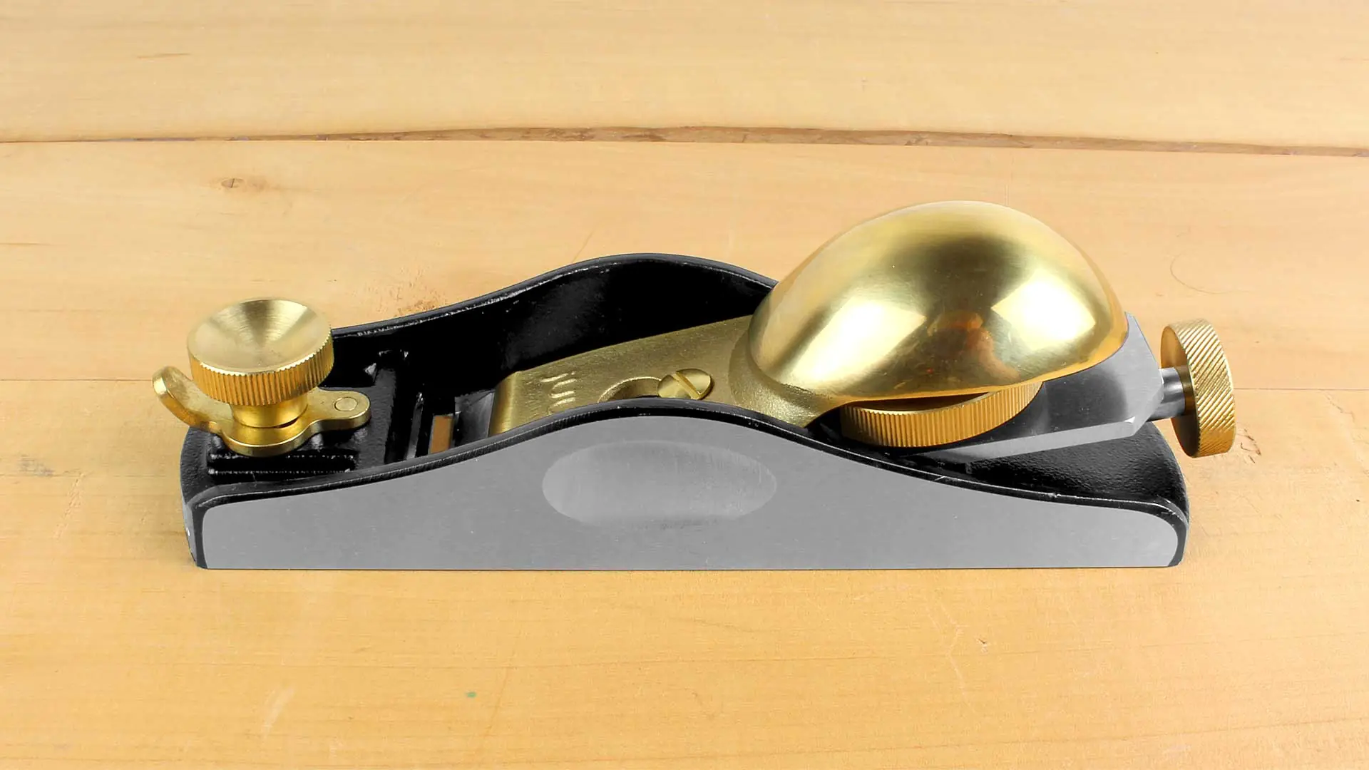 Low Angle Block Plane Blade 1-3/8 inch = 35 mm with Mouth Adjustment JUUMA Low Angle Block Plane Blade 1-3/8 inch = 35 mm with Mouth Adjustment JUUMA