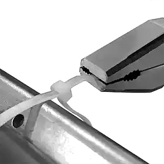 Combination Pliers with Screw Removal Function PZ-78 ENGINEER Combination Pliers with Screw Removal Function PZ-78 ENGINEER