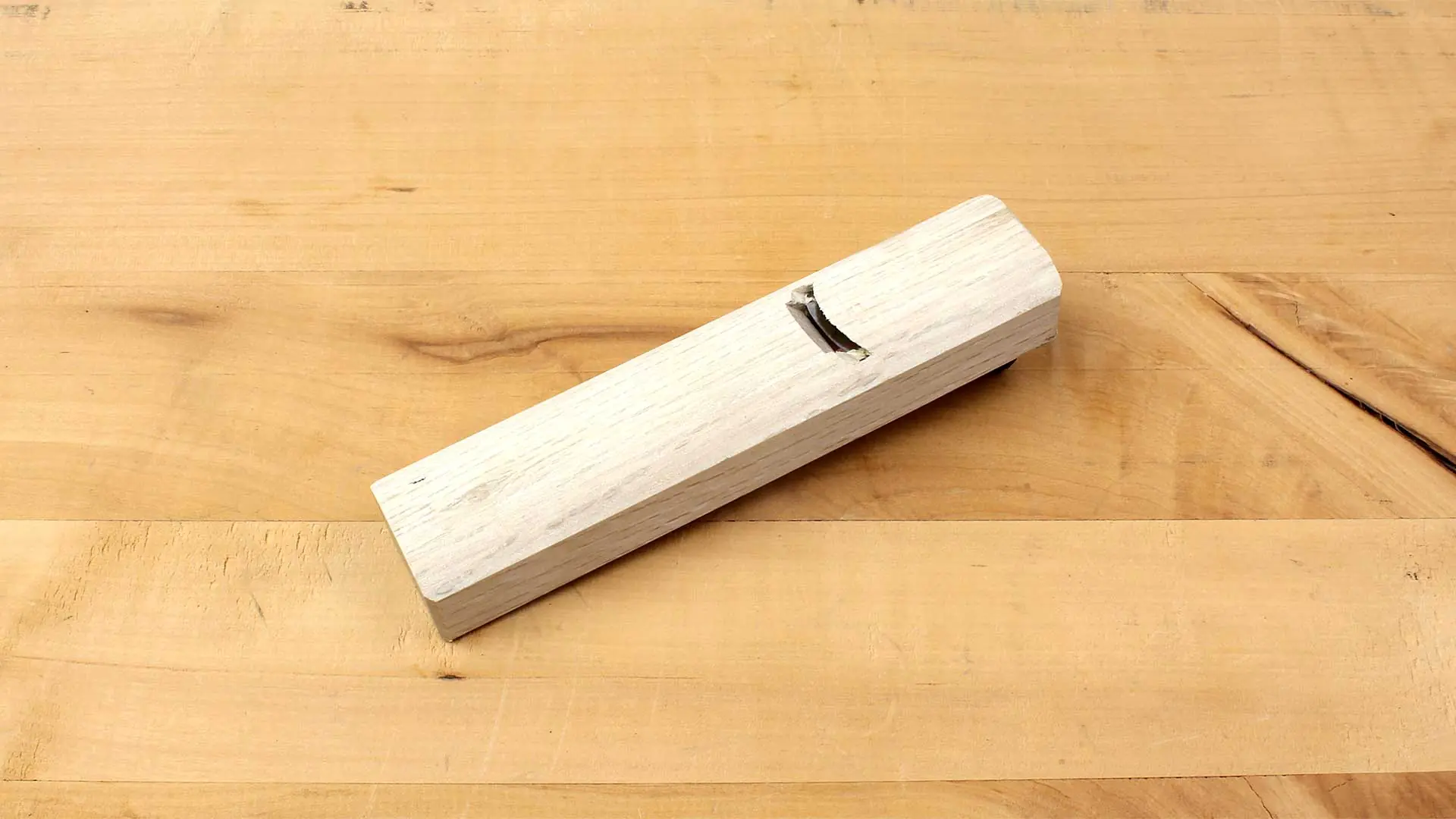 Soto Maru - Small Japanese Rounding Plane Blade 19 mm Radius 18 mm Length 140 mm Soto Maru - Small Japanese Rounding Plane Blade 19 mm Radius 18 mm Length 140 mm