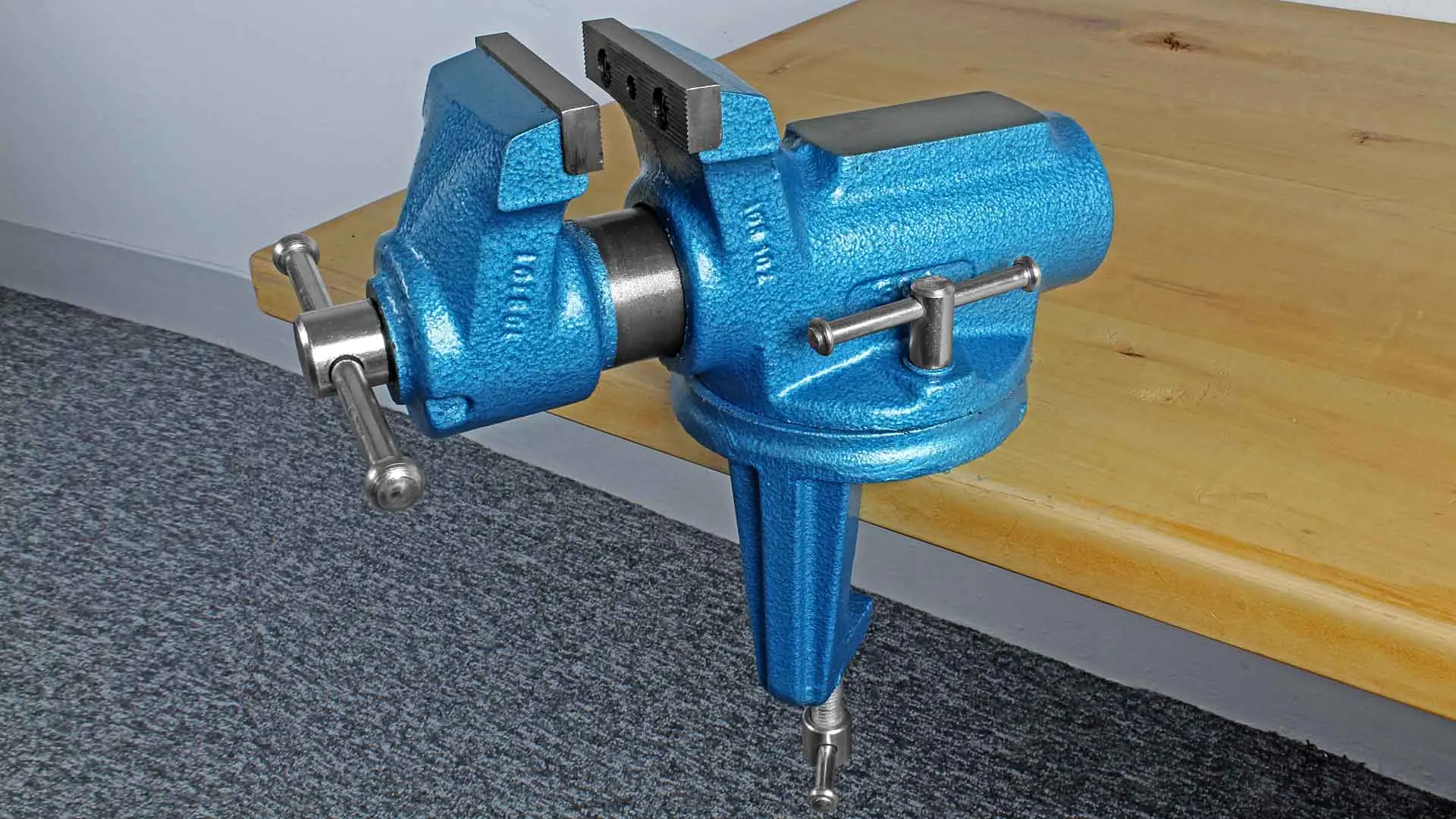 Mechanic's Bench Vice with exchangeable Steel Jaws 63 mm with table clamp YORK Handy Lux Mechanic's Bench Vice with exchangeable Steel Jaws 63 mm with table clamp YORK Handy Lux