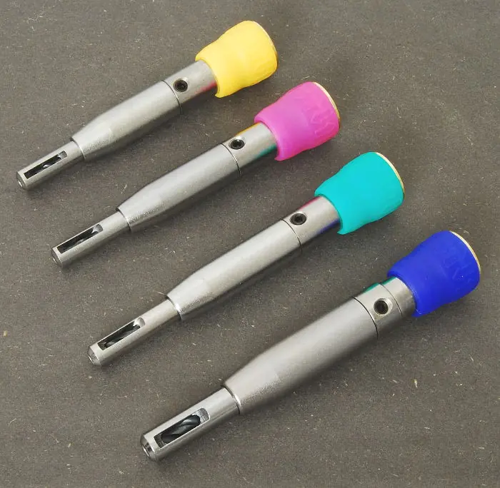 Hinge-Locating Center Bit, yellow - Bit D = 2 mm Bushing D = 6.3 mm Hinge-Locating Center Bit, yellow - Bit D = 2 mm Bushing D = 6.3 mm