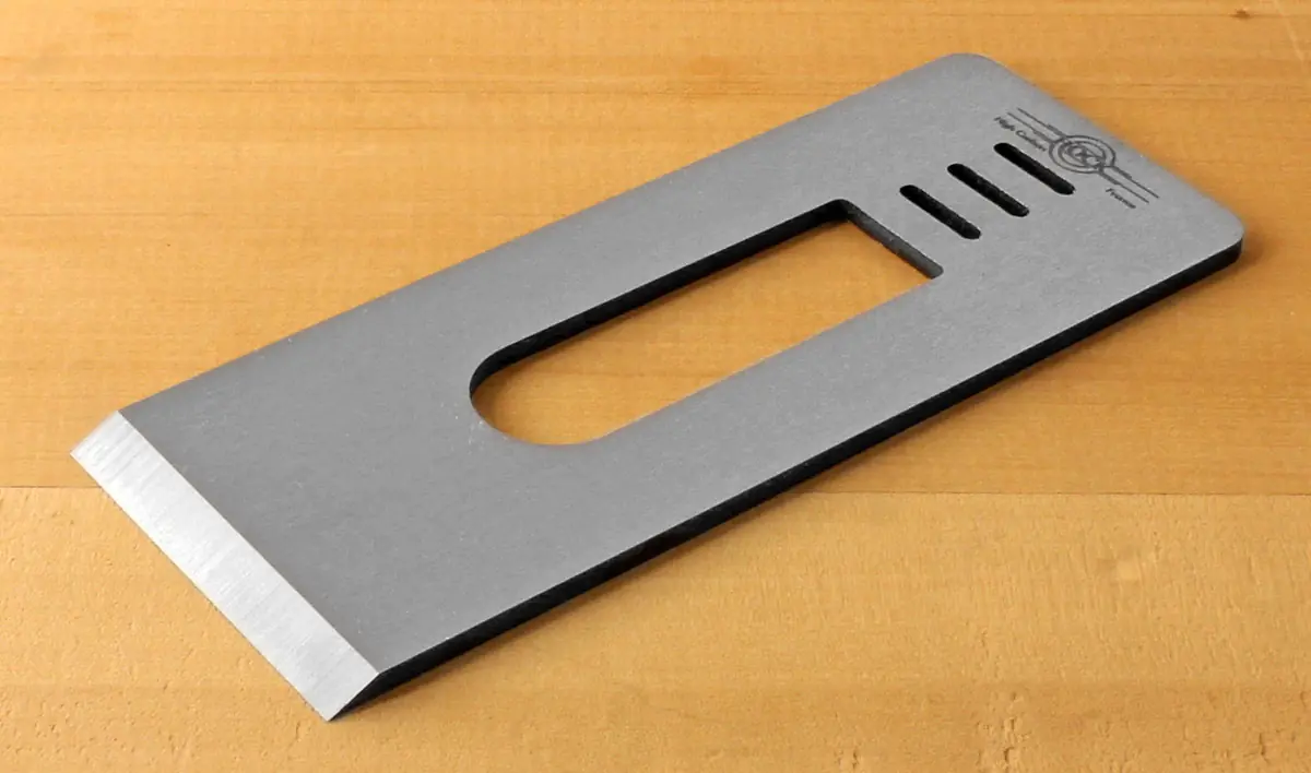 Replacement iron for the English Stanley No 9 1/2 (the currently manufactured model)