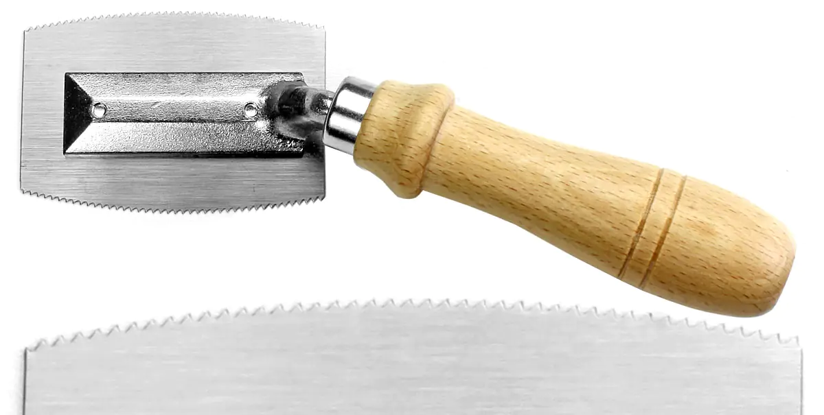Veneer Saw with wooden Handle