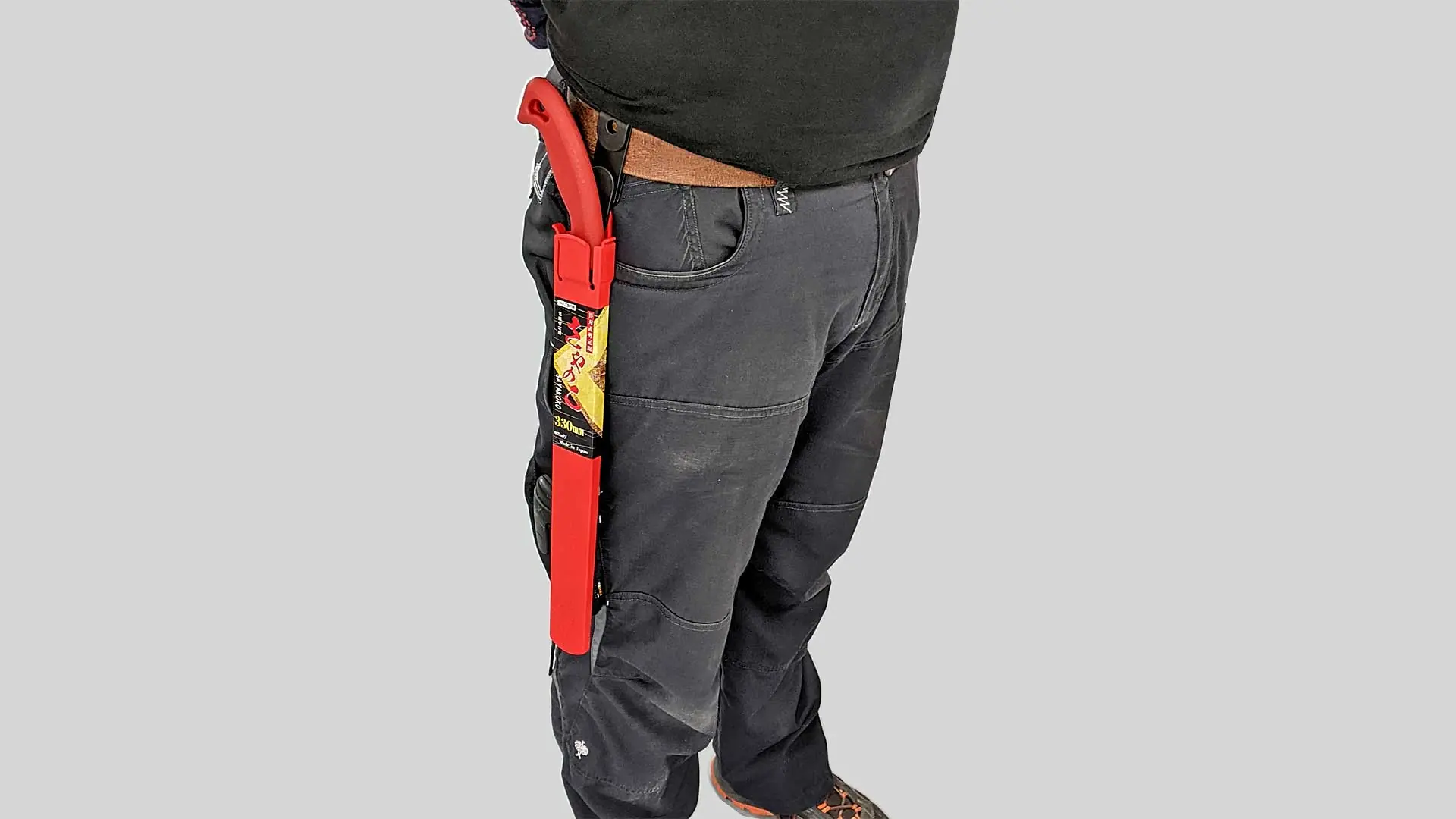 Pruning Saw Blade 300 mm with Plastic Sheath to carry on Belt NISHIGAKI Pruning Saw Blade 300 mm with Plastic Sheath to carry on Belt NISHIGAKI