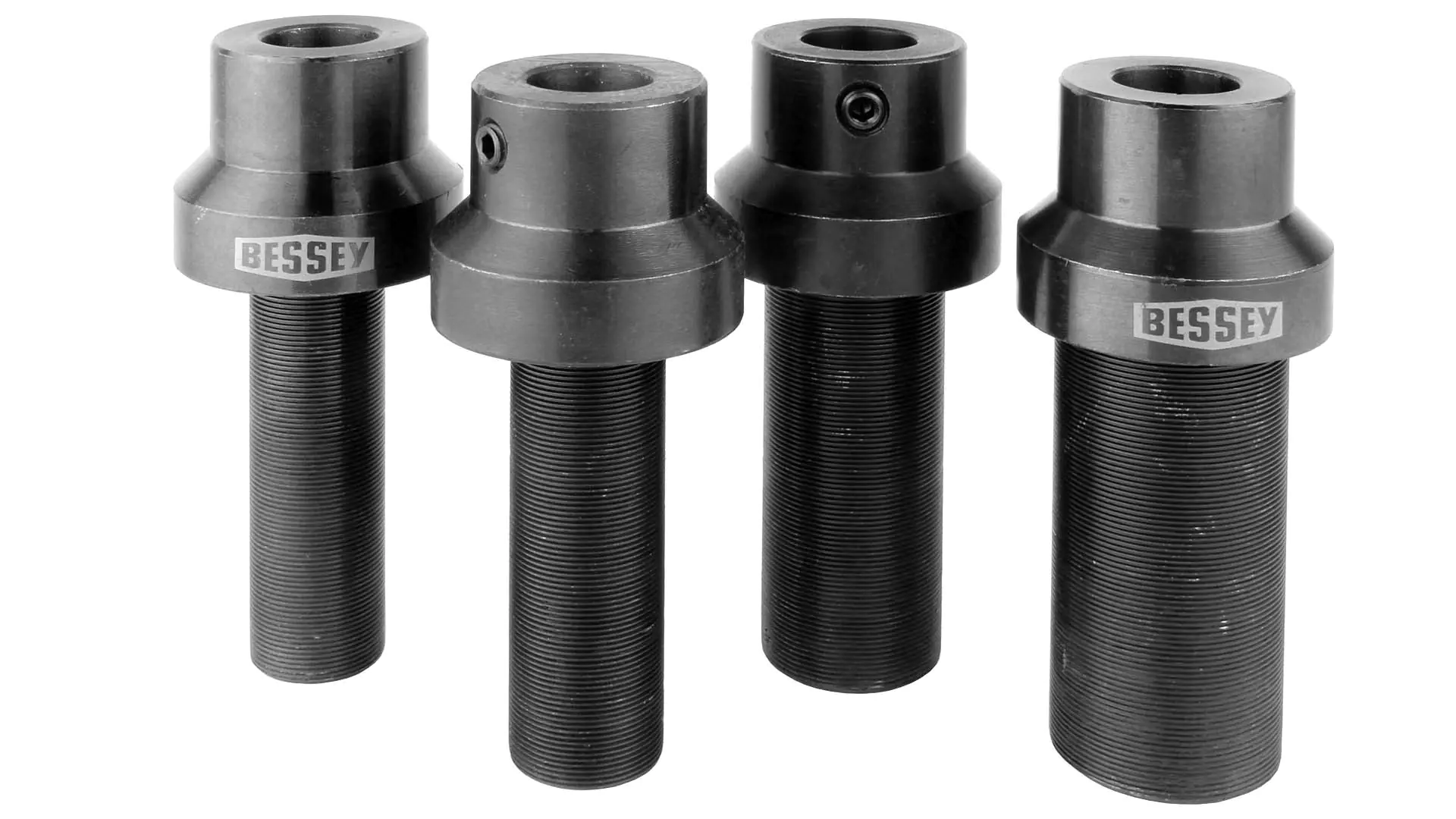 Workbench adapter for clamping elements