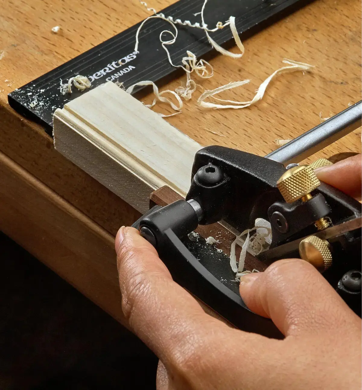 Box-Maker’s Plow Plane Right-Hand VERITAS