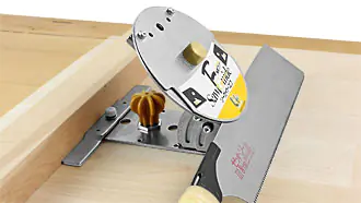 Mitre cuts can also be made on wide workpieces.