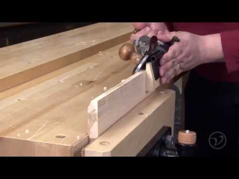 Variable-Angle Fence for VERITAS Planes